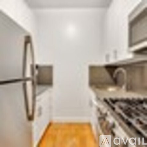 121 Madison Ave 2 Beds Apartment for Rent