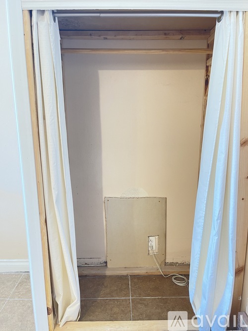 14277 Harvey Lane Studio Single Family Home for Rent - Photo gallery 5