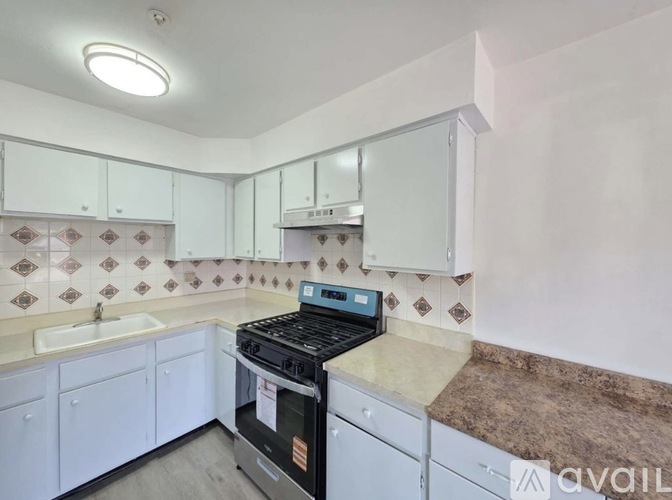 20 Tappen Court 1 Townhouse for Rent - Photo gallery 4