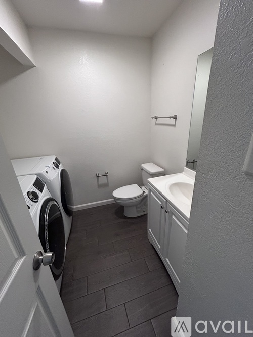 324 West Chestnut Avenue 2 Beds Condo for Rent - Photo gallery 4