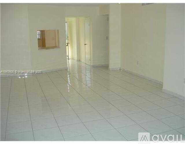 1780 NE 191st St 1 Condo for Rent - Photo gallery 4