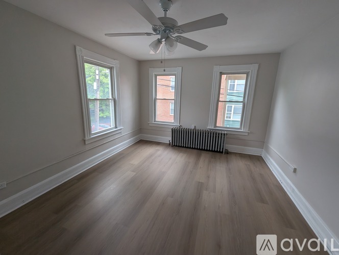 57 Ferry St 3 Beds Apartment for Rent - Photo gallery 2