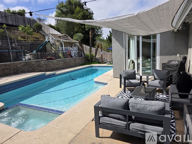 92122 5 Beds Single Family Home for Rent - Photo gallery 3