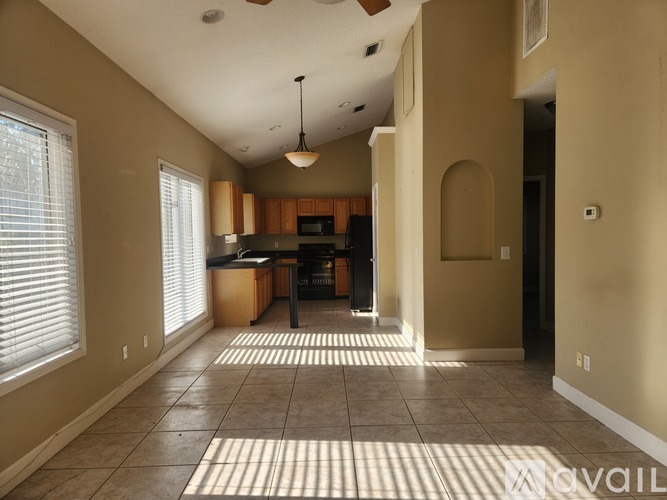 1881 Beach Avenue 2 Beds Apartment for Rent - Photo gallery 1