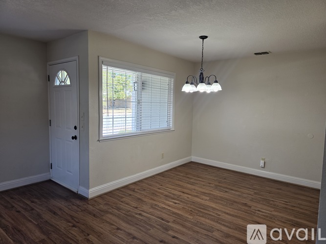 6318 David Ave 4 Beds Single Family Home for Rent - Photo gallery 3