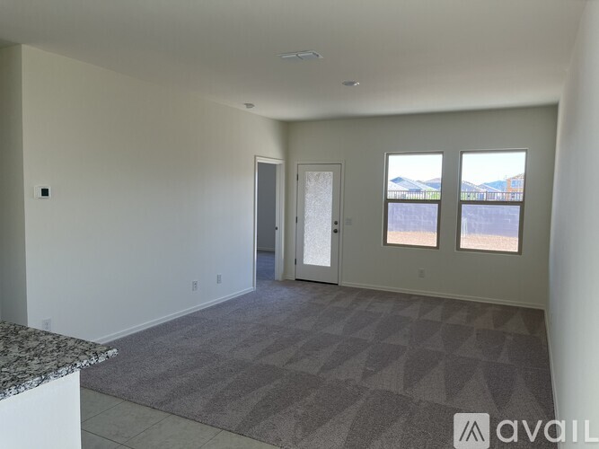 5823 West Willow Ridge Drive 3 Beds Single Family Home for Rent - Photo gallery 3