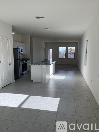 5823 West Willow Ridge Drive 3 Beds Single Family Home for Rent - Photo gallery 4