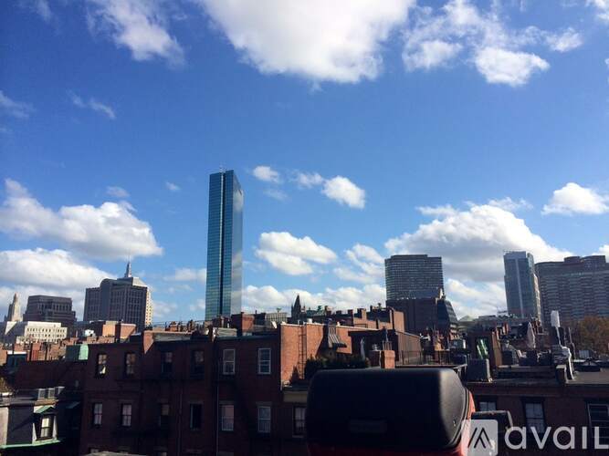 313 Beacon St 2 Beds Apartment for Rent - Photo gallery 5