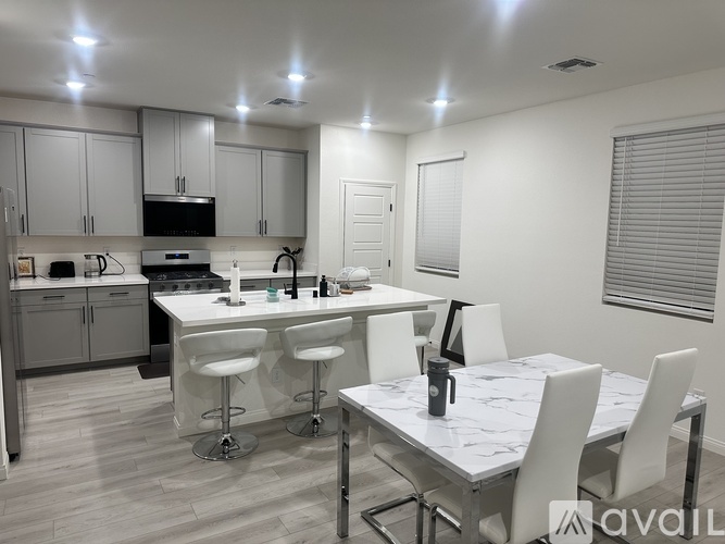 171 Cinder Cone Ln 3 Beds Townhouse for Rent - Photo gallery 3