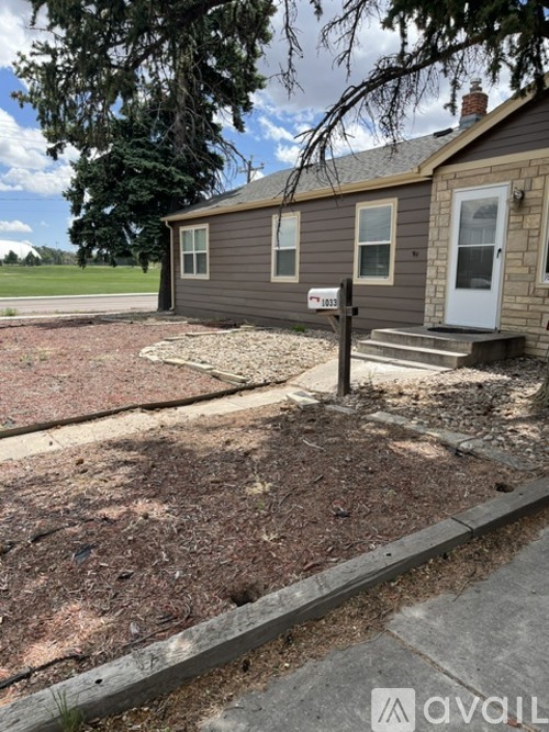 1033 E Cucharras St 2 Beds Single Family Home for Rent - Photo gallery 1