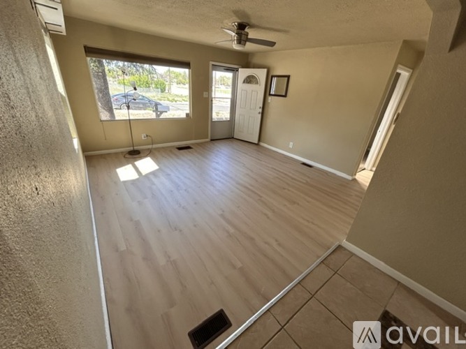1033 E Cucharras St 2 Beds Single Family Home for Rent - Photo gallery 3