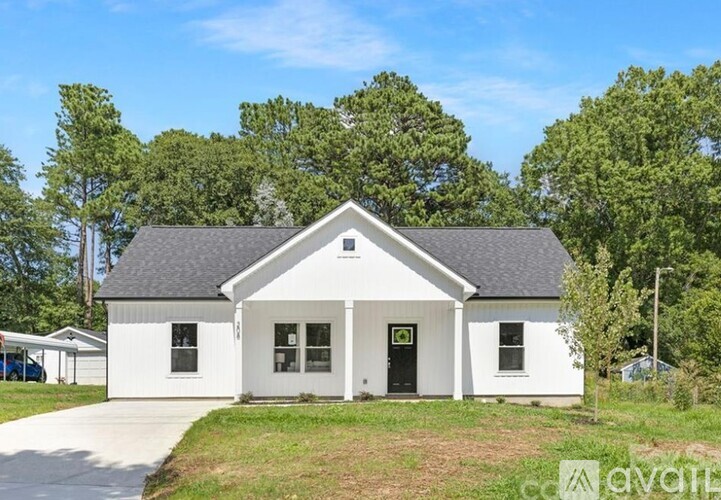 208 Graham St 3 Beds Single Family Home for Rent - Photo gallery 1