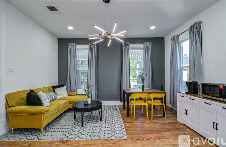 1811 Washington Ave 1 Apartment for Rent - Photo gallery 1