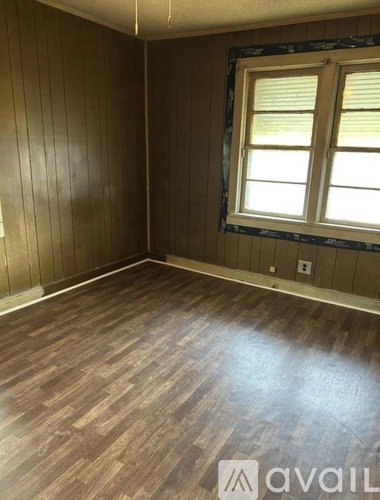 416 Red And White Street 3 Beds Single Family Home for Rent - Photo gallery 2