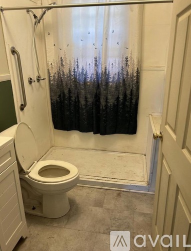 416 Red And White Street 3 Beds Single Family Home for Rent - Photo gallery 5