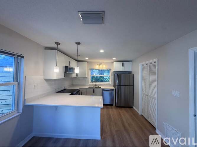 5547 Kingswood Drive 1 Apartment for Rent - Photo gallery 1