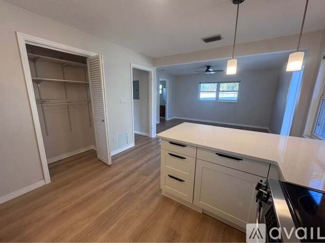 5547 Kingswood Drive 1 Apartment for Rent - Photo gallery 4