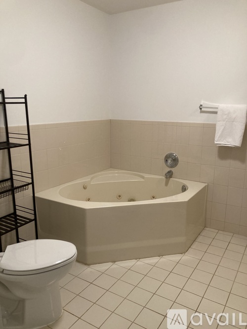6 Paula Way 2 Beds Townhouse for Rent - Photo gallery 3