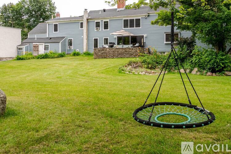 43 Bedford Road 4 Beds Single Family Home for Rent - Photo gallery 3