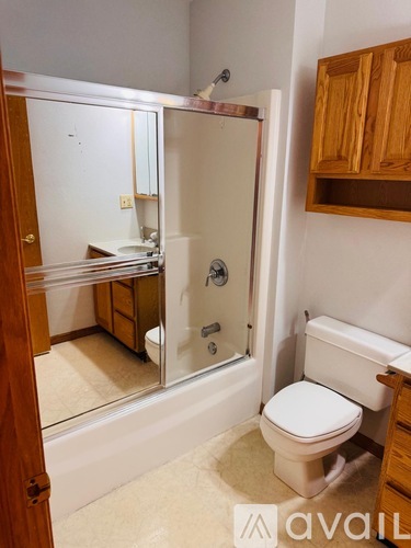 2919 West Rohmann Avenue 3 Beds Single Family Home for Rent - Photo gallery 5