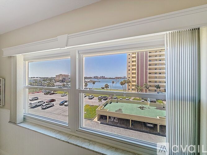 4550 Cove Cir 1 Condo for Rent - Photo gallery 4