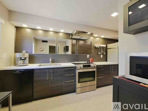 11 Montsalas Dr 3 Beds Apartment for Rent