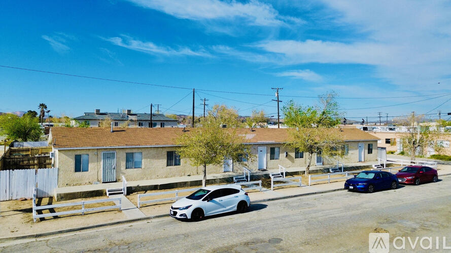 1857 Elm St 1 Apartment for Rent - Photo gallery 1
