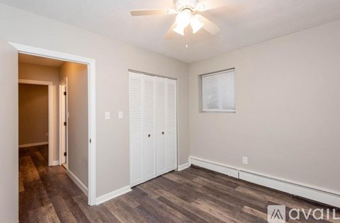 56 Franklin Avenue 2 Beds Apartment for Rent