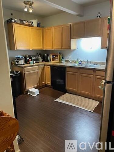 103 S Ridge St 2 Beds Apartment for Rent - Photo gallery 1