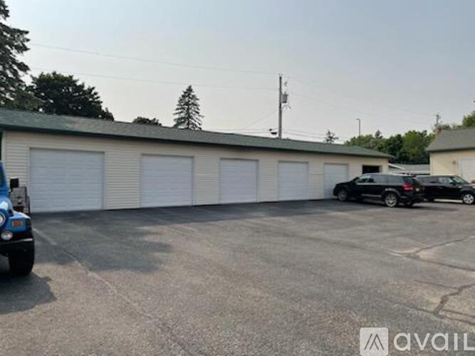 103 S Ridge St 2 Beds Apartment for Rent - Photo gallery 5
