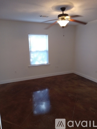 305 South Moore Road 2 Beds Single Family Home for Rent - Photo gallery 5