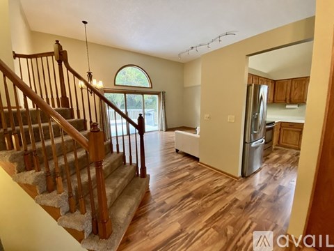8626 Seasons Ct 3 Beds Apartment for Rent