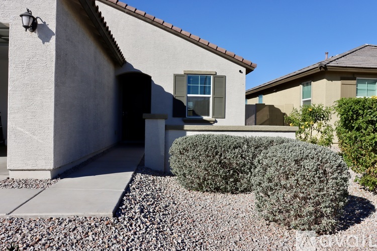 2410 West La Salle Street 3 Beds Single Family Home for Rent - Photo gallery 2