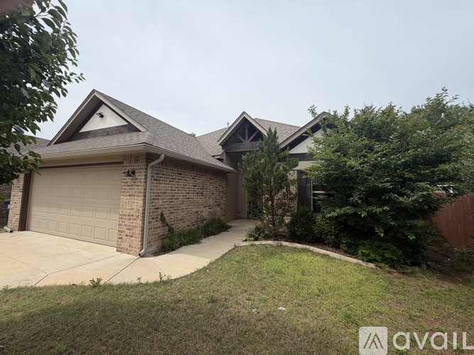 10021 Southwest 21st Street 3 Beds Single Family Home for Rent - Photo gallery 2