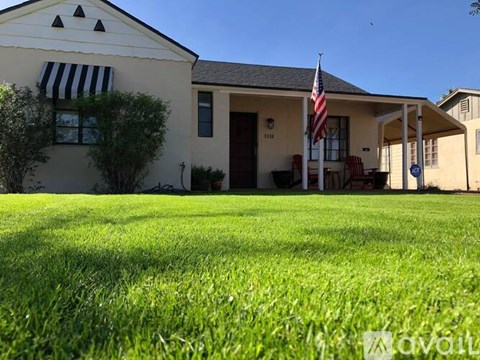 2010 North 16Th Avenue 3 Beds Apartment for Rent