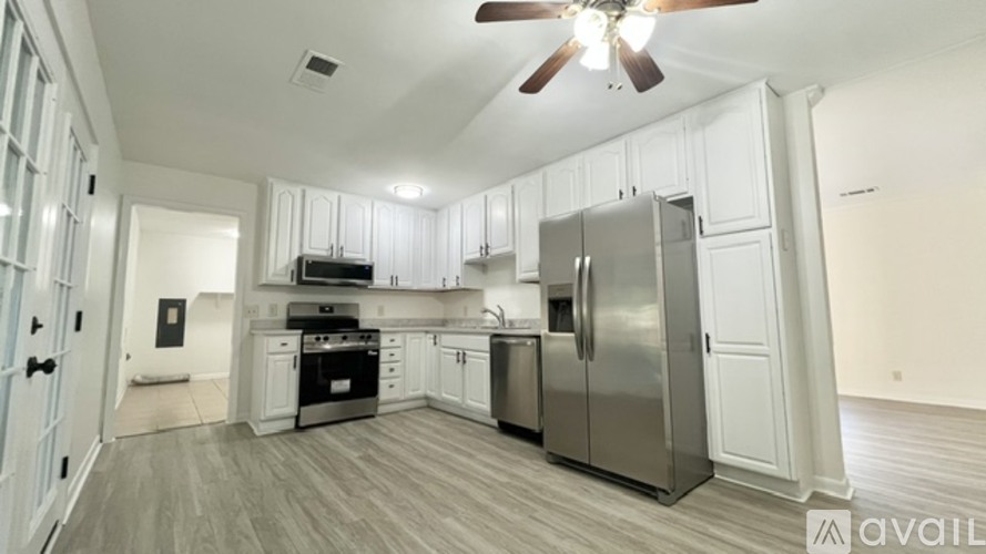 746 Broad River Boulevard 3 Beds Single Family Home for Rent - Photo gallery 4