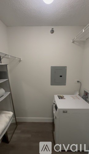 301 East North Water Street Studio Apartment for Rent