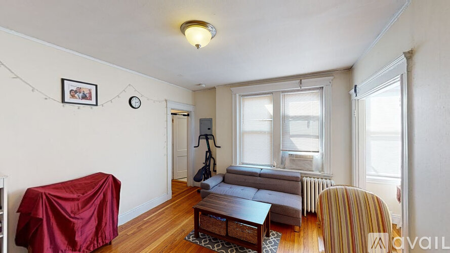 33 Walbridge St 1 Apartment for Rent - Photo gallery 4