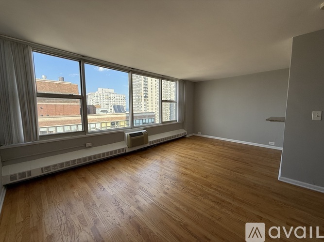 5650 N Sheridan Rd Studio Apartment for Rent - Photo gallery 1