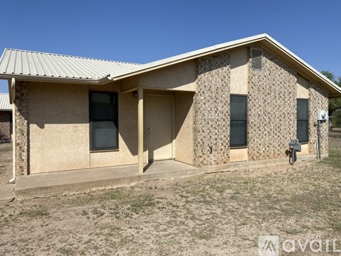 940 L B J Dr 3 Beds Apartment for Rent