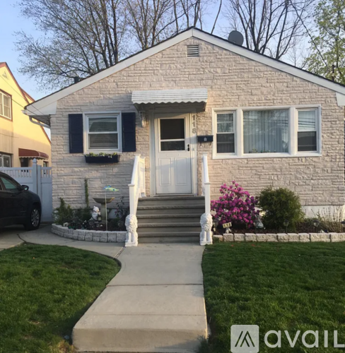 118 Coale Ave 3 Beds Single Family Home for Rent - Photo gallery 1