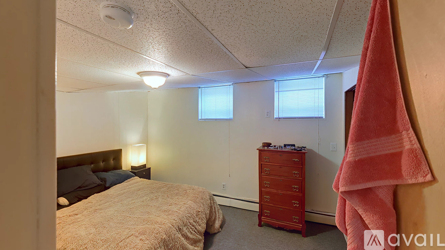 15 Glenville Ave 1 Apartment for Rent - Photo gallery 4