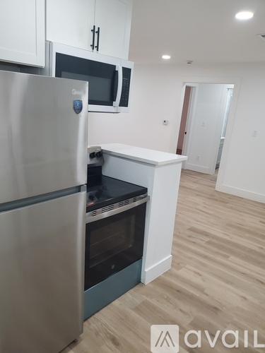 2825 Bideker Ave 3 Beds Single Family Home for Rent - Photo gallery 2