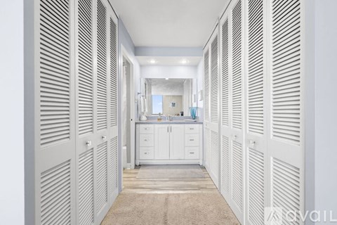 1000 Urlin Ave 2 Beds Apartment for Rent