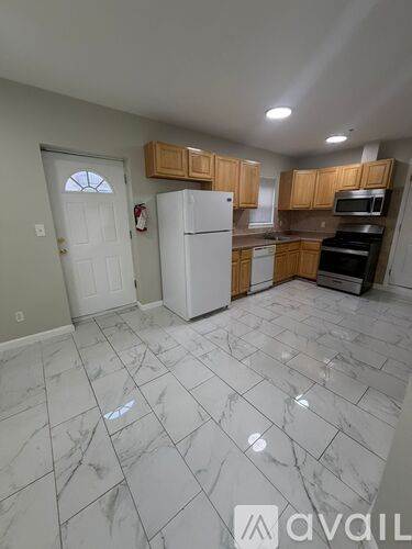 204 N 7th St