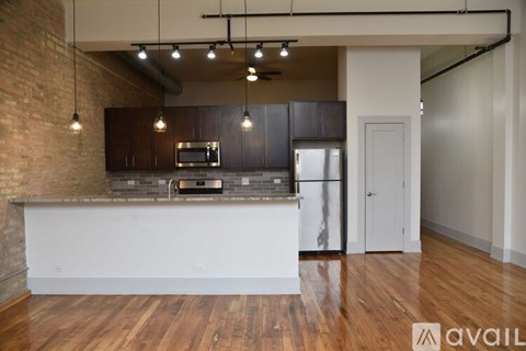 1432 W 21St St 3 Beds Apartment for Rent