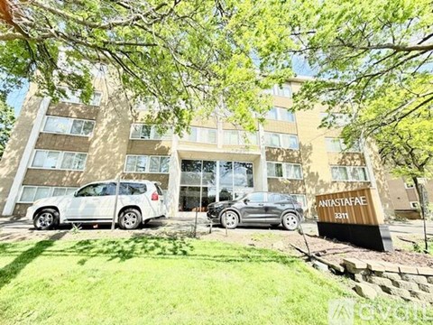 3311 Warrensville Center Rd 3 Beds Apartment for Rent