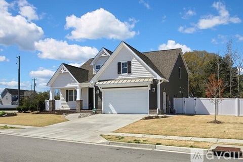 600 Shasta Drive 4 Beds Apartment for Rent