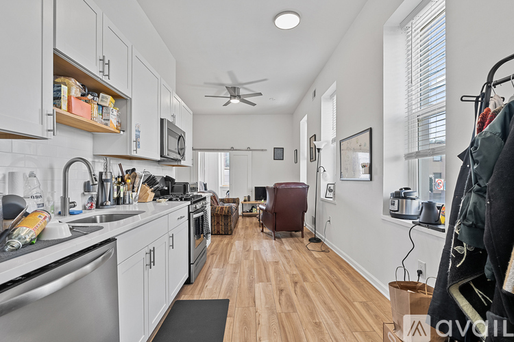 3401 Butler St 1 Apartment for Rent - Photo gallery 3