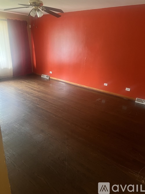 14433 Woodlawn Avenue 4 Beds Single Family Home for Rent - Photo gallery 5